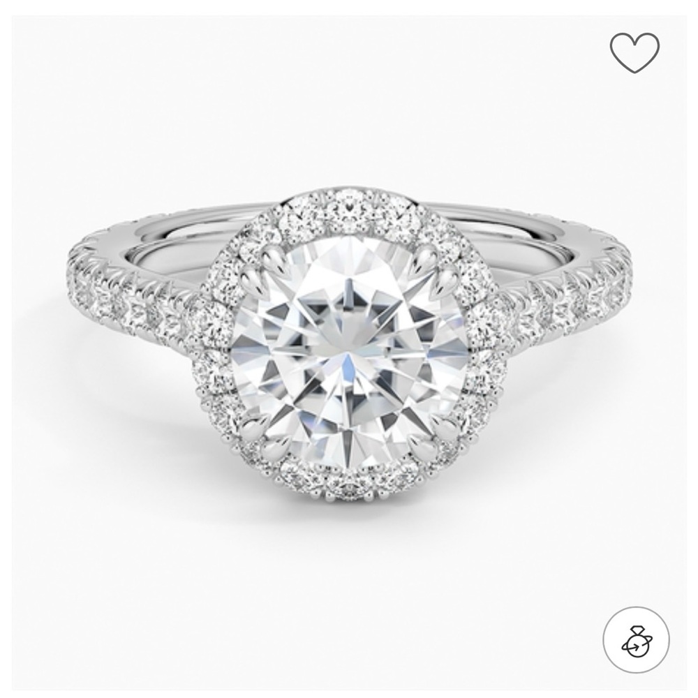 Classic Halo Solitaire Ring in White Gold